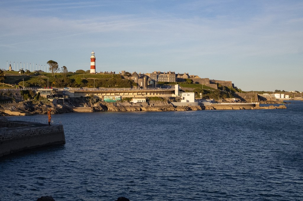 A Plymouth Hoe Walk: Landmarks, History and Sea&nbsp;Views